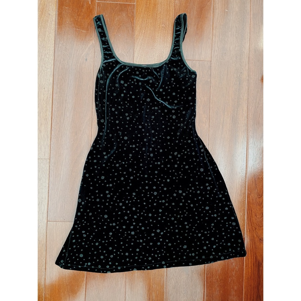 Alexia Admor Little Black Beaded Velvet Dress- S